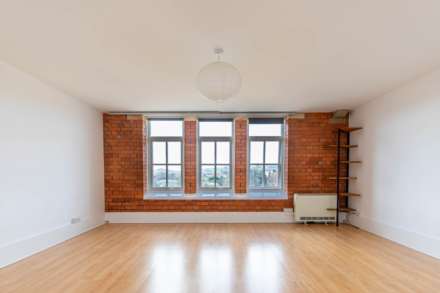 Hill Paul, Stroud, Image 7