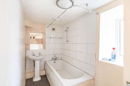 Acre Street, Stroud, Image 11