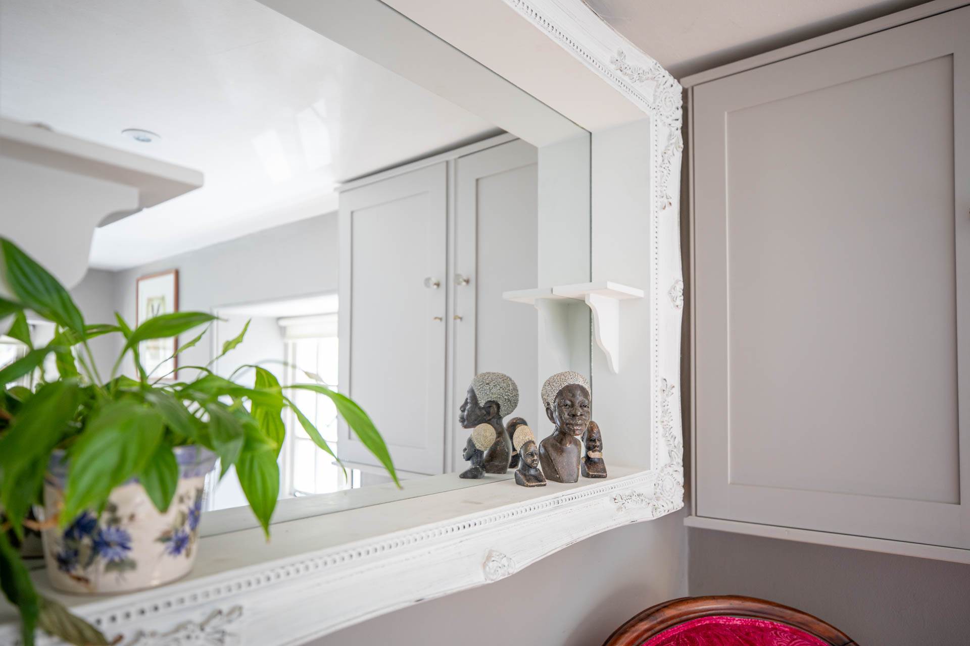 High Street, Chalford, Image 21