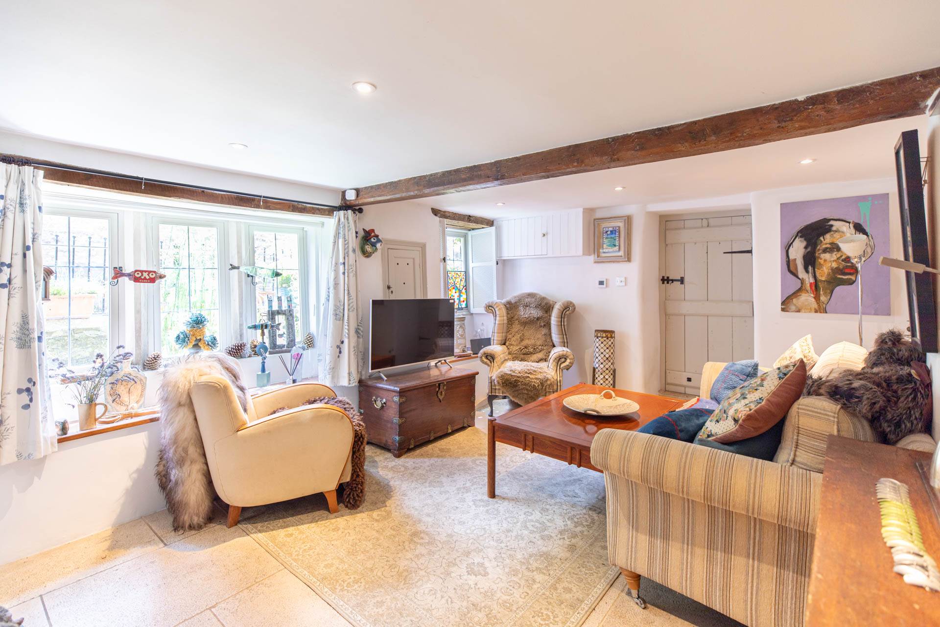 High Street, Chalford, Image 3