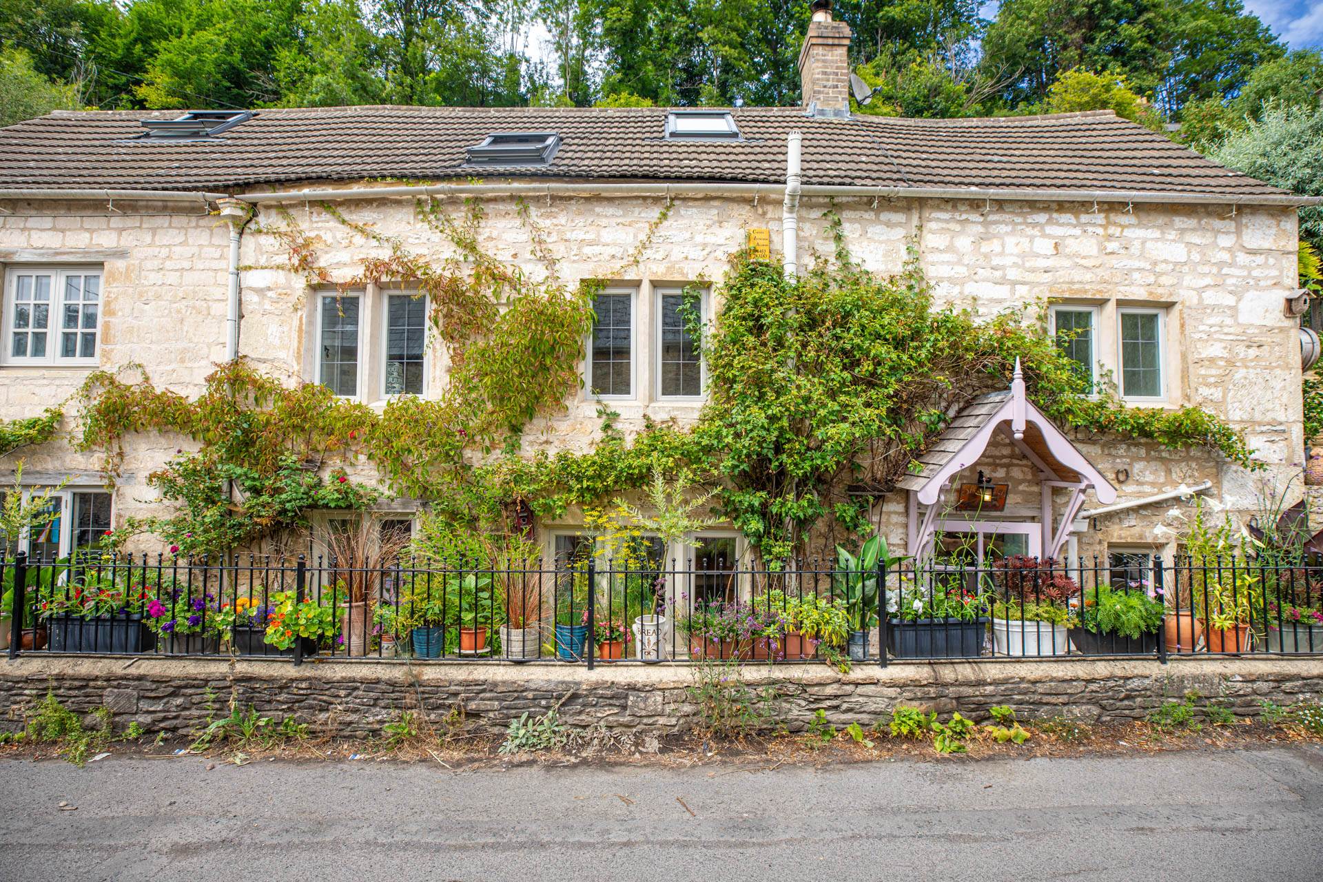 High Street, Chalford, Image 34