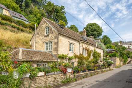 High Street, Chalford, Image 1