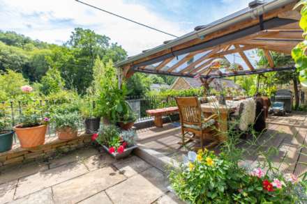 High Street, Chalford, Image 29