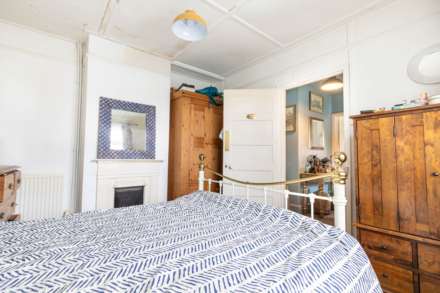 Laburnum Walk, Stonehouse, Image 8