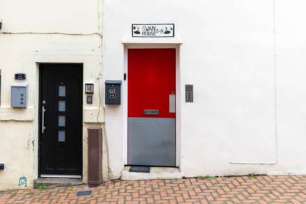 Swan House, Swan Lane, Stroud, Image 12
