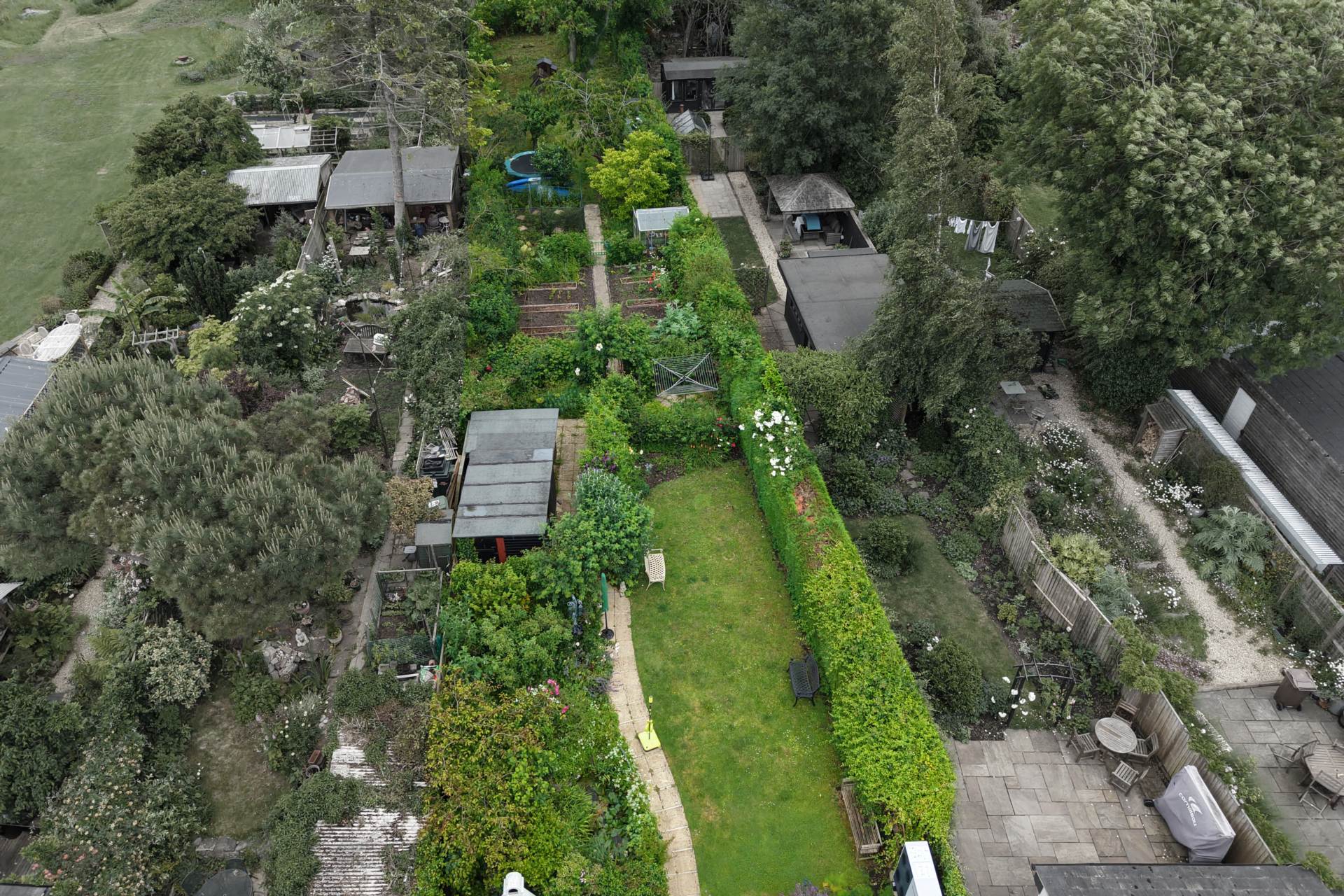 Passage Road, Saul, Image 37