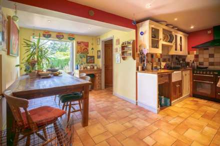 Passage Road, Saul, Image 11