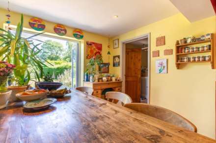 Passage Road, Saul, Image 14