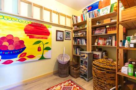 Passage Road, Saul, Image 22