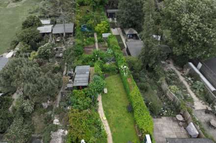 Passage Road, Saul, Image 37