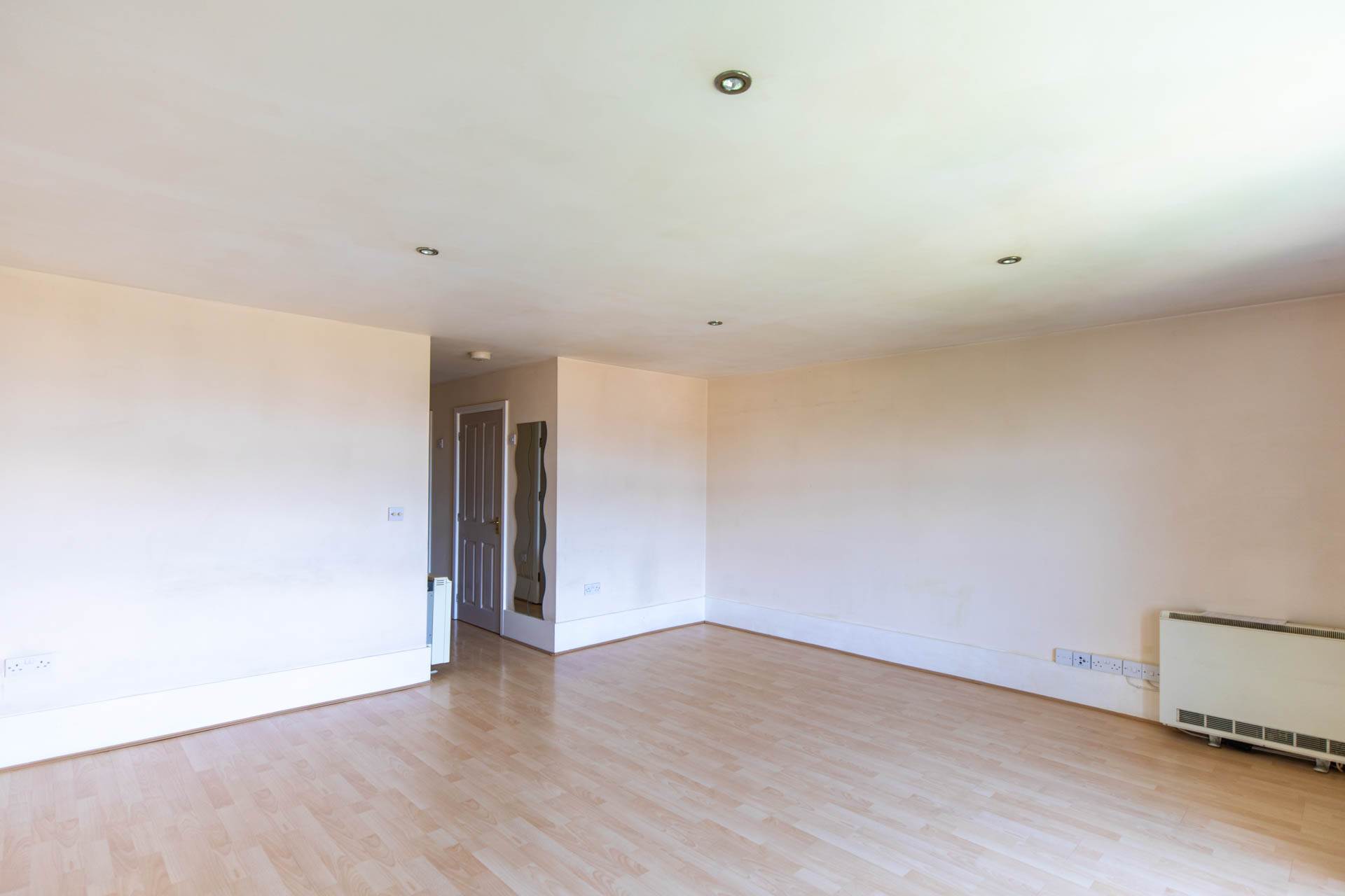 Hill Paul, Cheapside, Stroud, Image 4