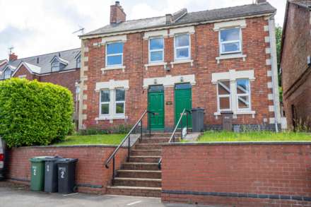 Property For Rent Huddersfield Villas, Lansdown, Stroud