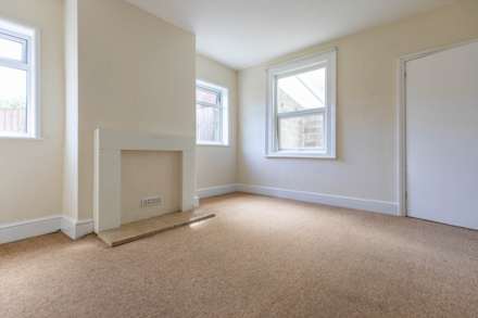 Huddersfield Villas, Lansdown, Stroud, Image 5