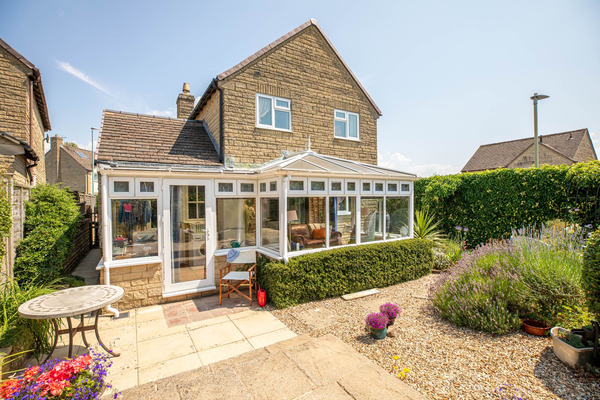 Stonecote Ridge, Bussage, Image 2
