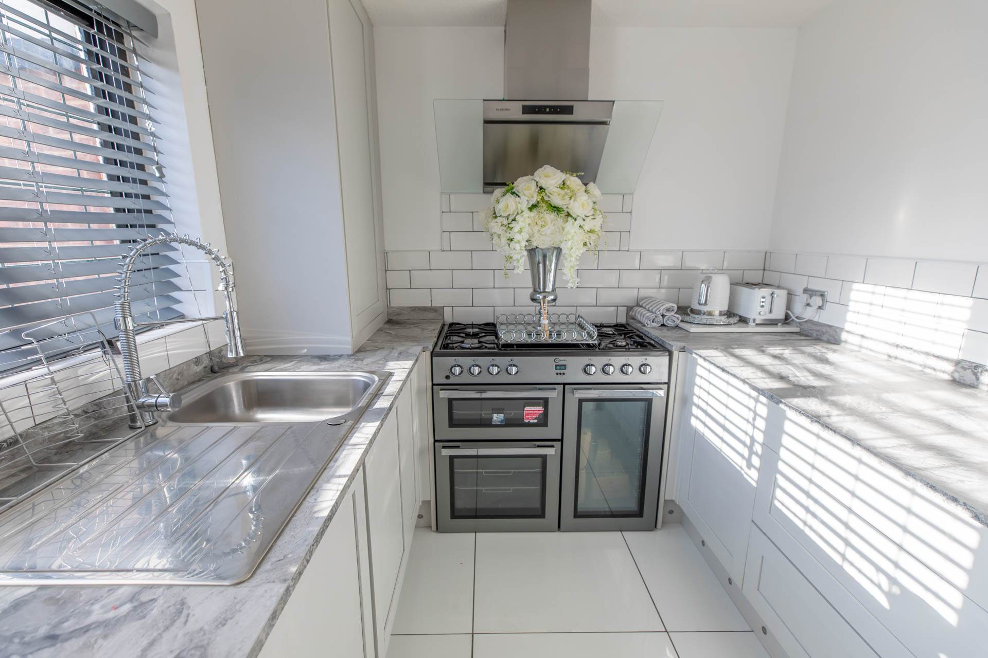 Watermoor Close, Springbank, Image 2