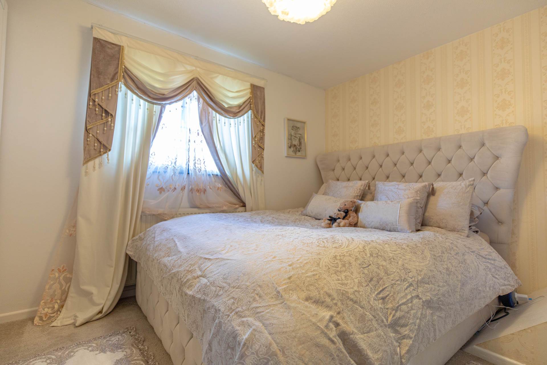 Watermoor Close, Springbank, Image 4