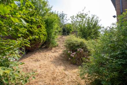 Wheelers Walk, Paganhill, Stroud, Image 15