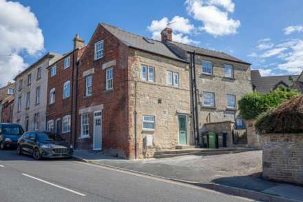 Property For Rent Parliament Street, Stroud