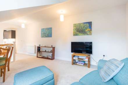Westward Road, Cainscross, Stroud, GL5, Image 6