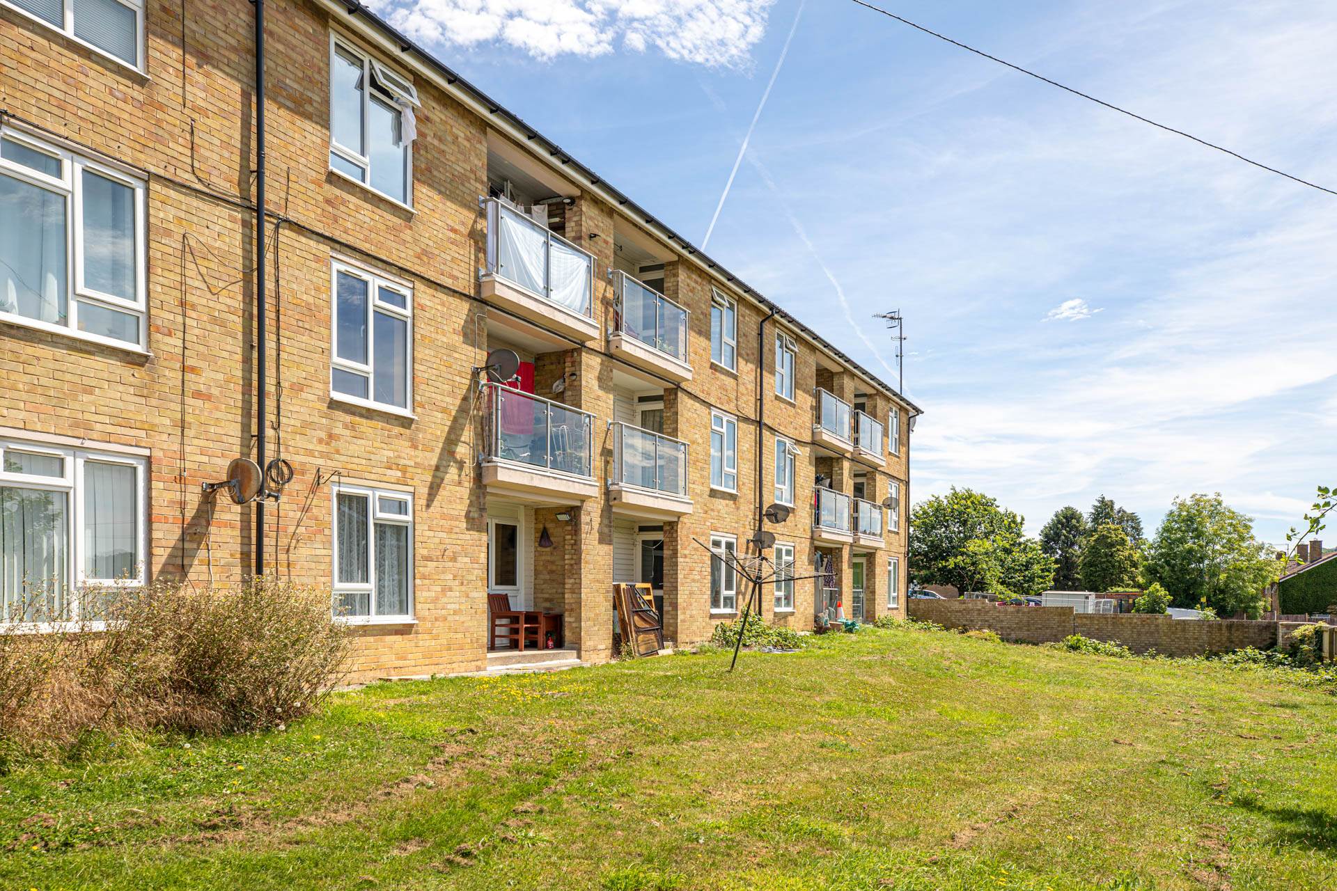 Archway Gardens, Paganhill, Stroud, Image 1