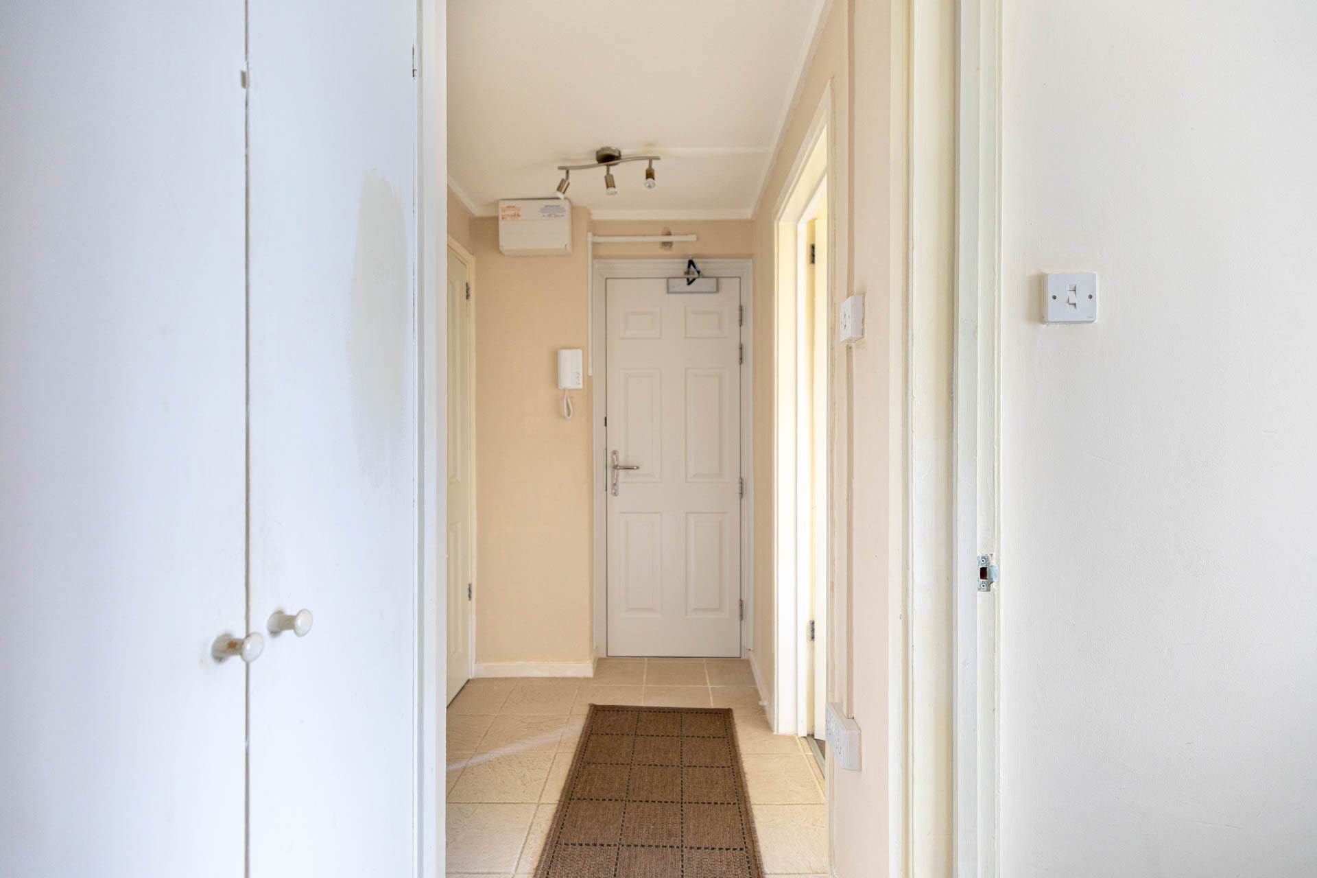 Archway Gardens, Paganhill, Stroud, Image 8