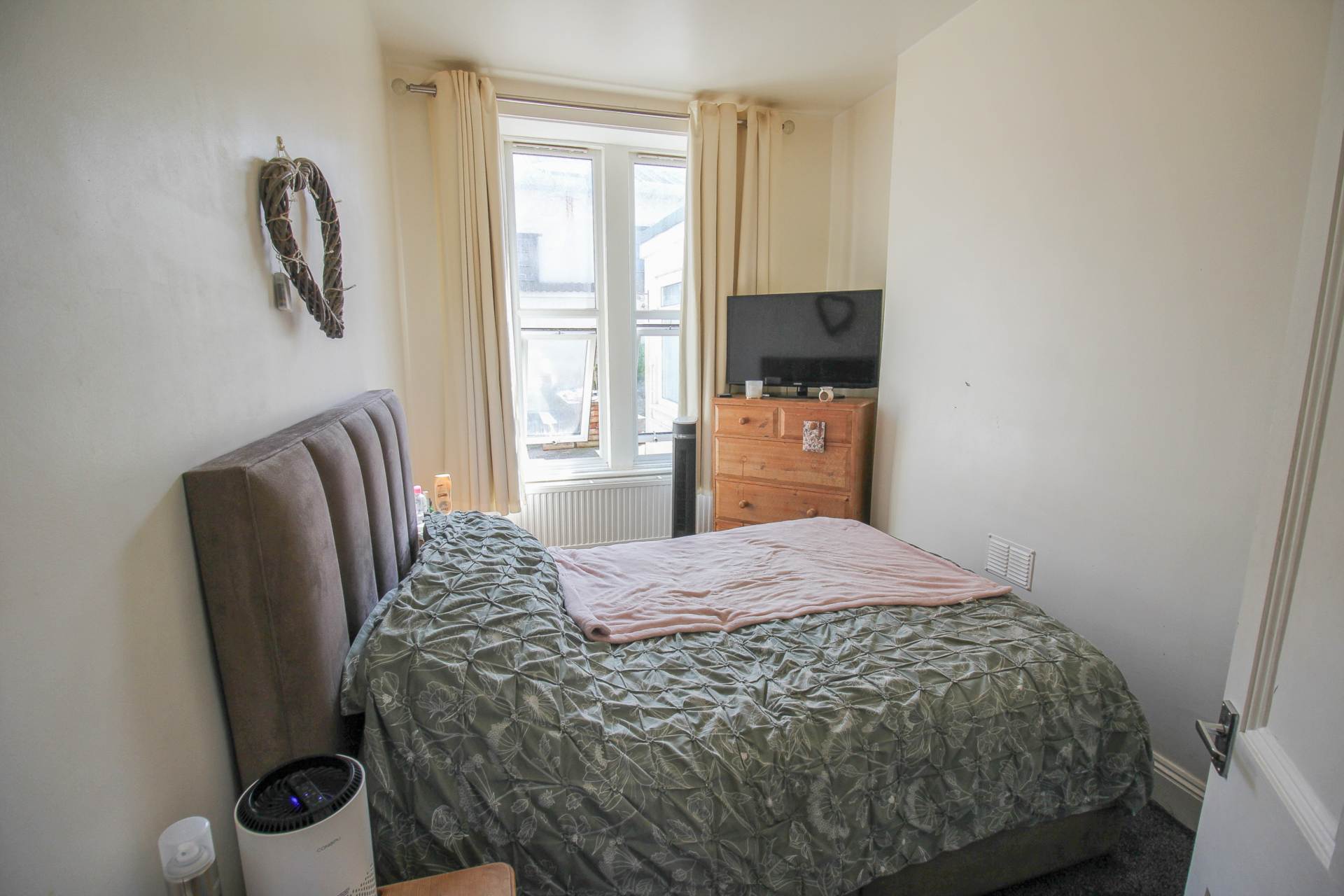 Locking Road**Ground Floor**Garage + Parking**Garden**, Image 8