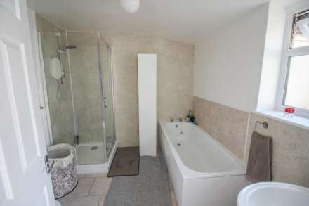 Locking Road**Ground Floor**Garage + Parking**Garden**, Image 9