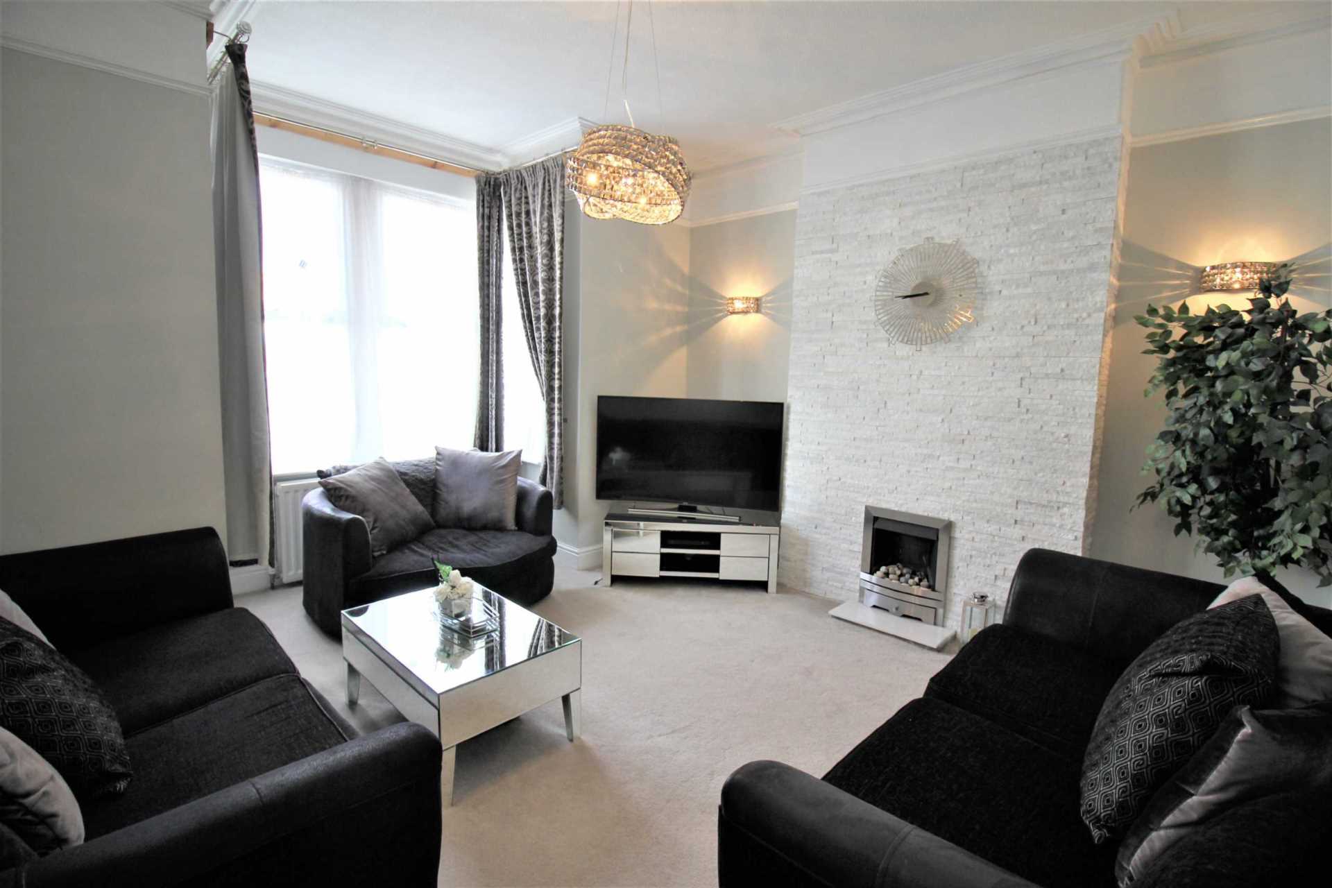 Southend Road, Southward, Image 2