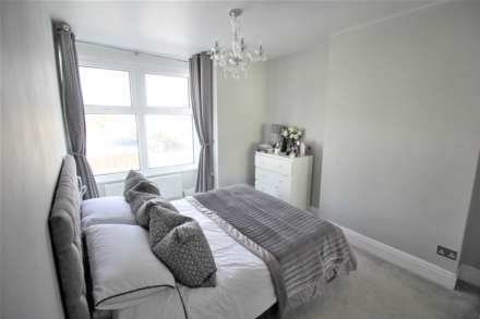 Southend Road, Southward, Image 10