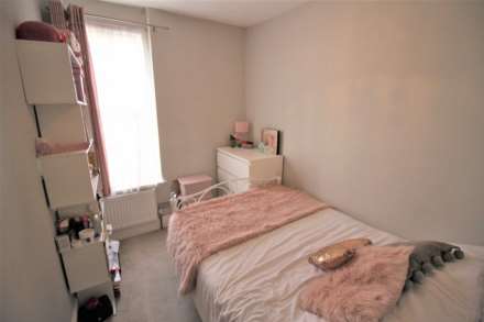 Southend Road, Southward, Image 13