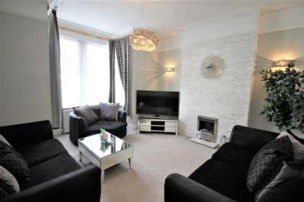 Southend Road, Southward, Image 2
