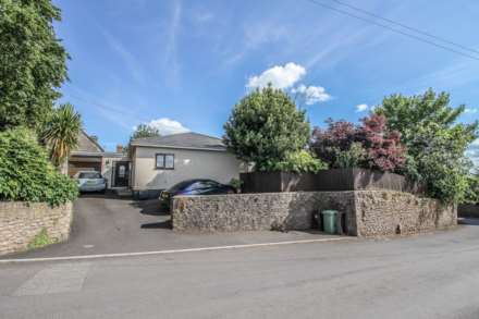 4 Bedroom Bungalow, DRAYCOTT, CHEDDAR-STUNNINGLY PRESENTED THROUGHOUT