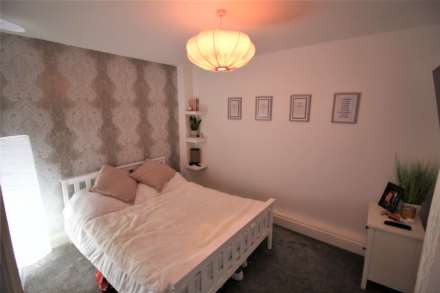DRAYCOTT, CHEDDAR-STUNNINGLY PRESENTED THROUGHOUT, Image 17
