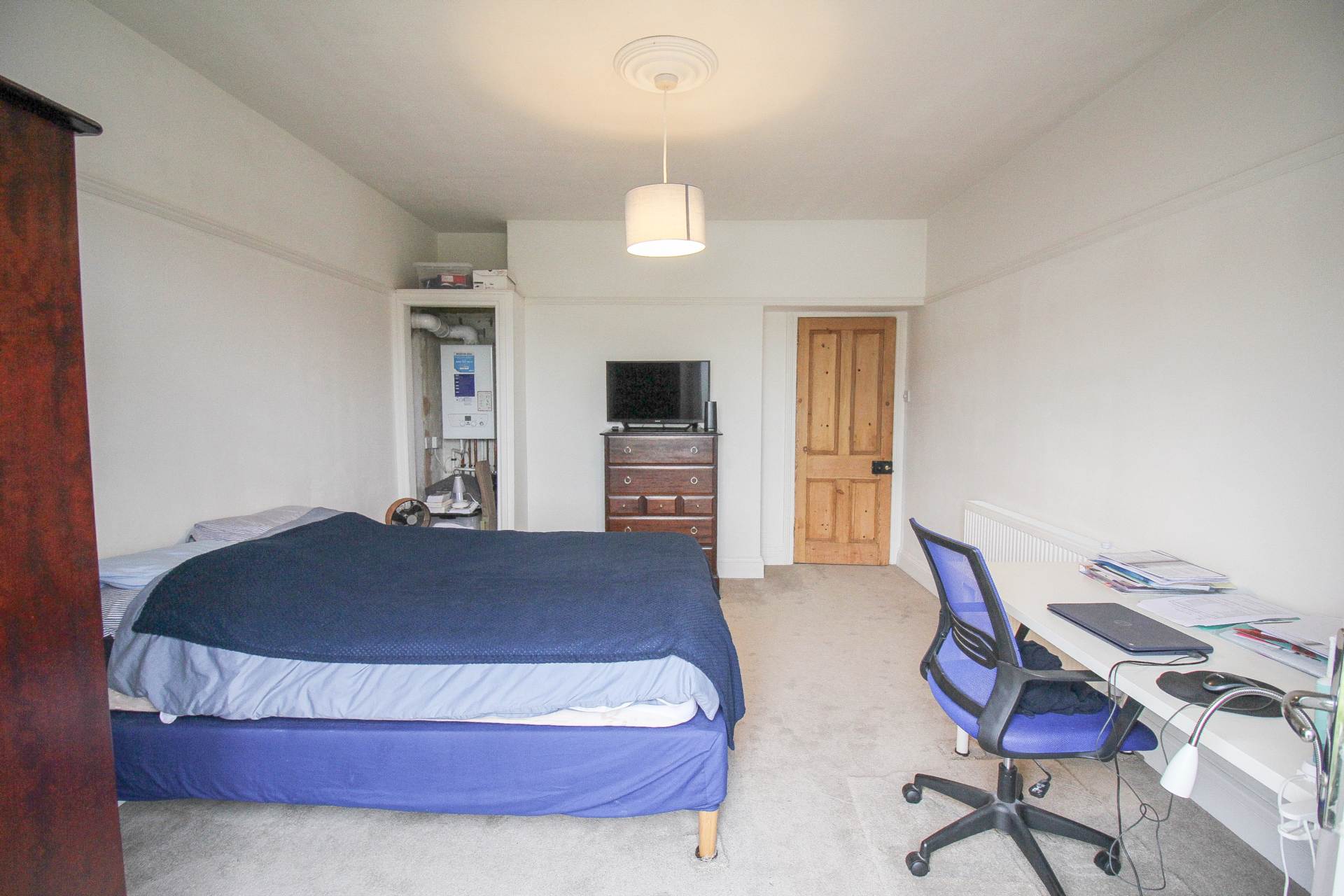 Ellenborough Park Area**Close to Beach & amenities**3 Bedrooms**, Image 10