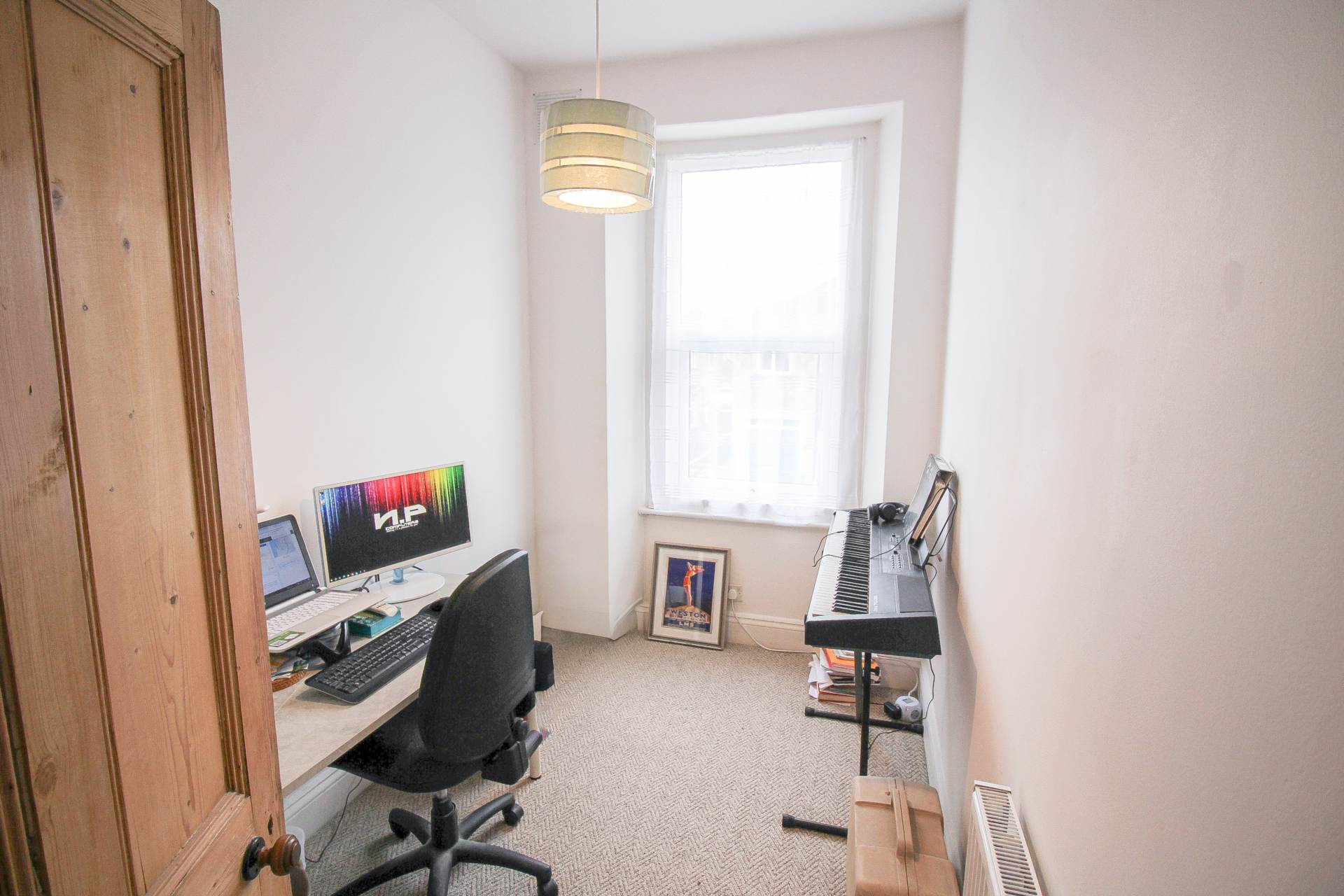 Ellenborough Park Area**Close to Beach & amenities**3 Bedrooms**, Image 11