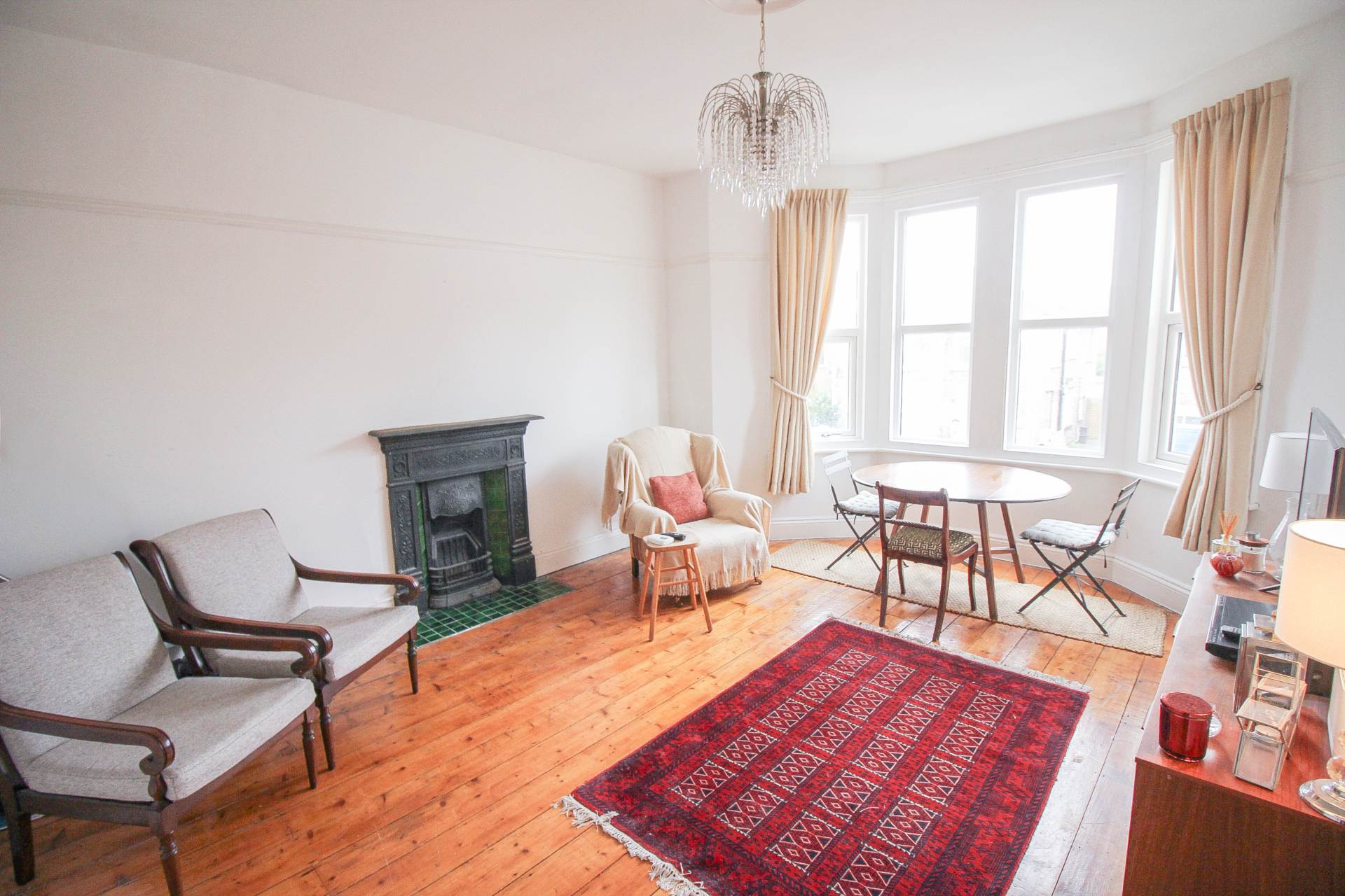 Ellenborough Park Area**Close to Beach & amenities**3 Bedrooms**, Image 3