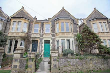 Ellenborough Park Area**Close to Beach & amenities**3 Bedrooms**