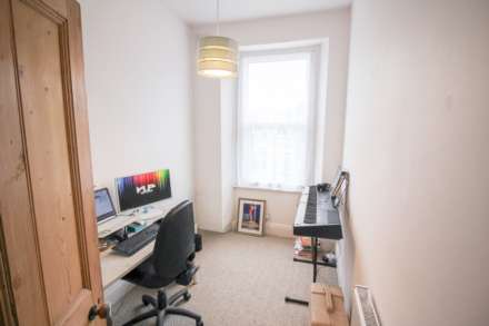 Ellenborough Park Area**Close to Beach & amenities**3 Bedrooms**, Image 11