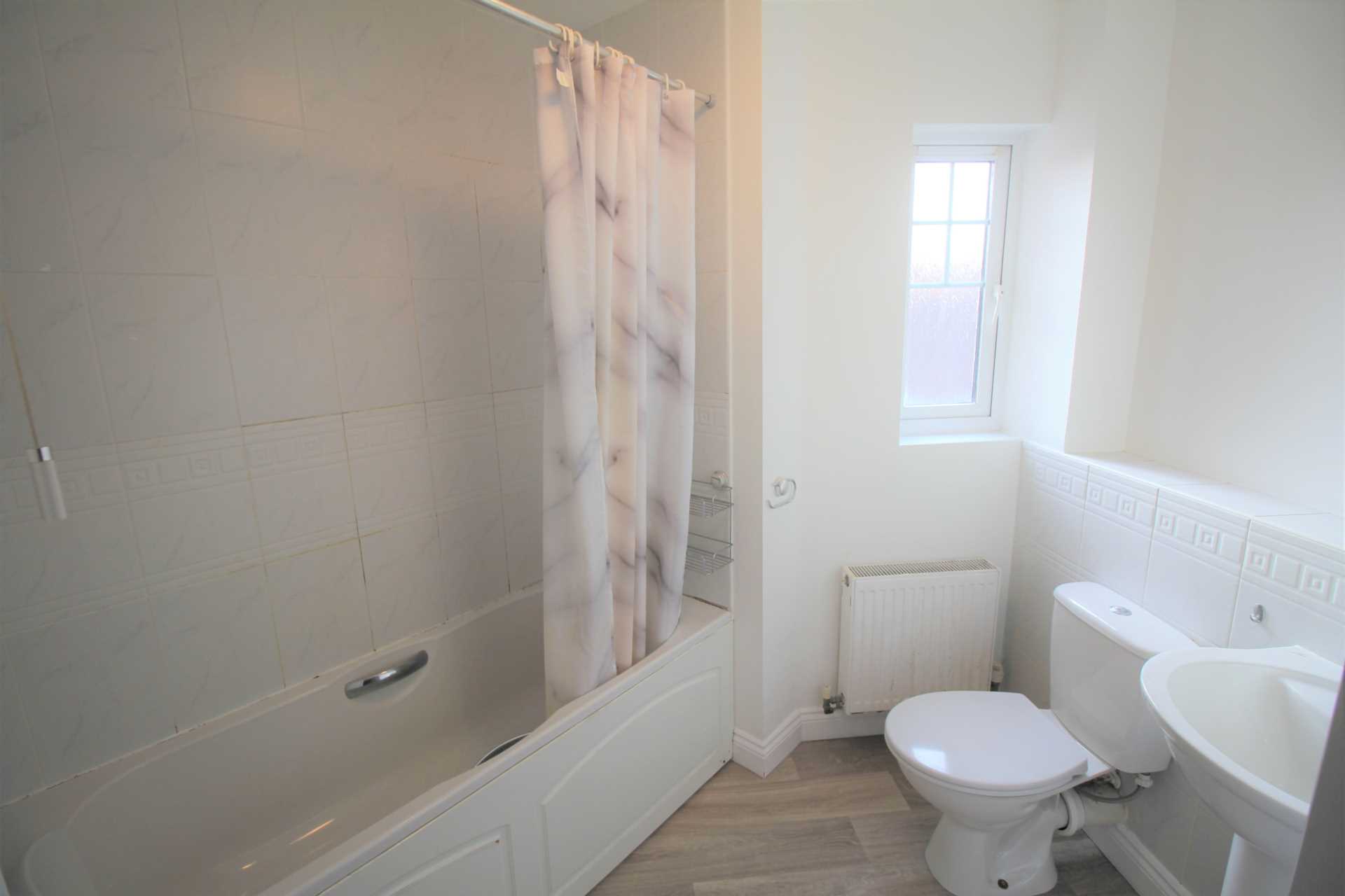 Riverside Close, Bridgwater, Image 6