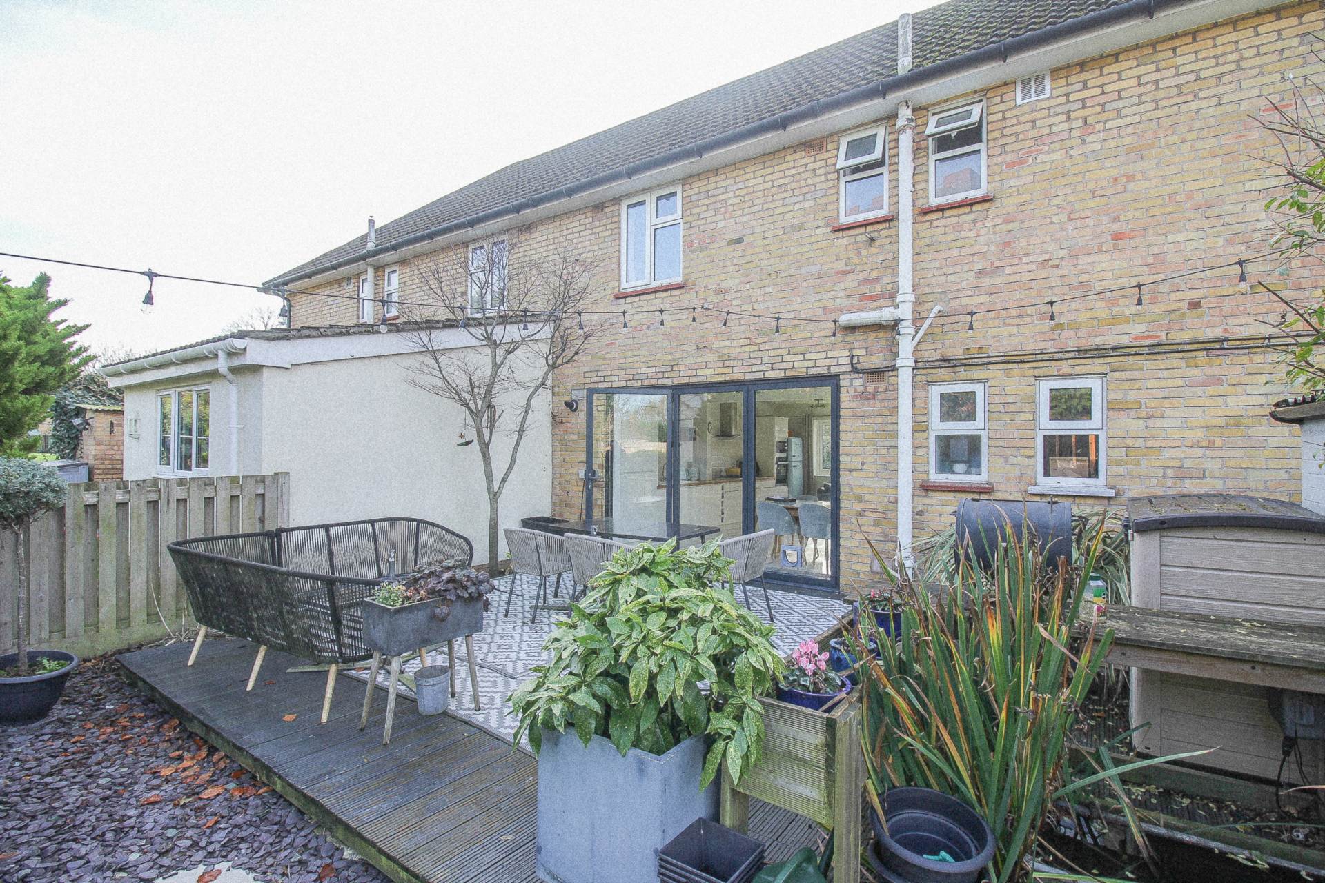 Locking**4 Bedrooms**Beautiful Gardens**Super Location**, Image 17