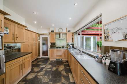 Leewood Road**Demanding Hillside Location**Spectacular Views**Approximately 0.5 Acre Plot**, Image 8