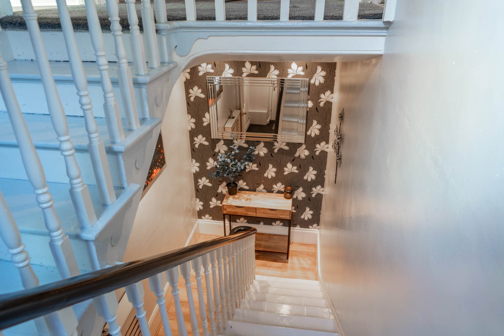 Ashcombe Road, Development Potential!, Image 15