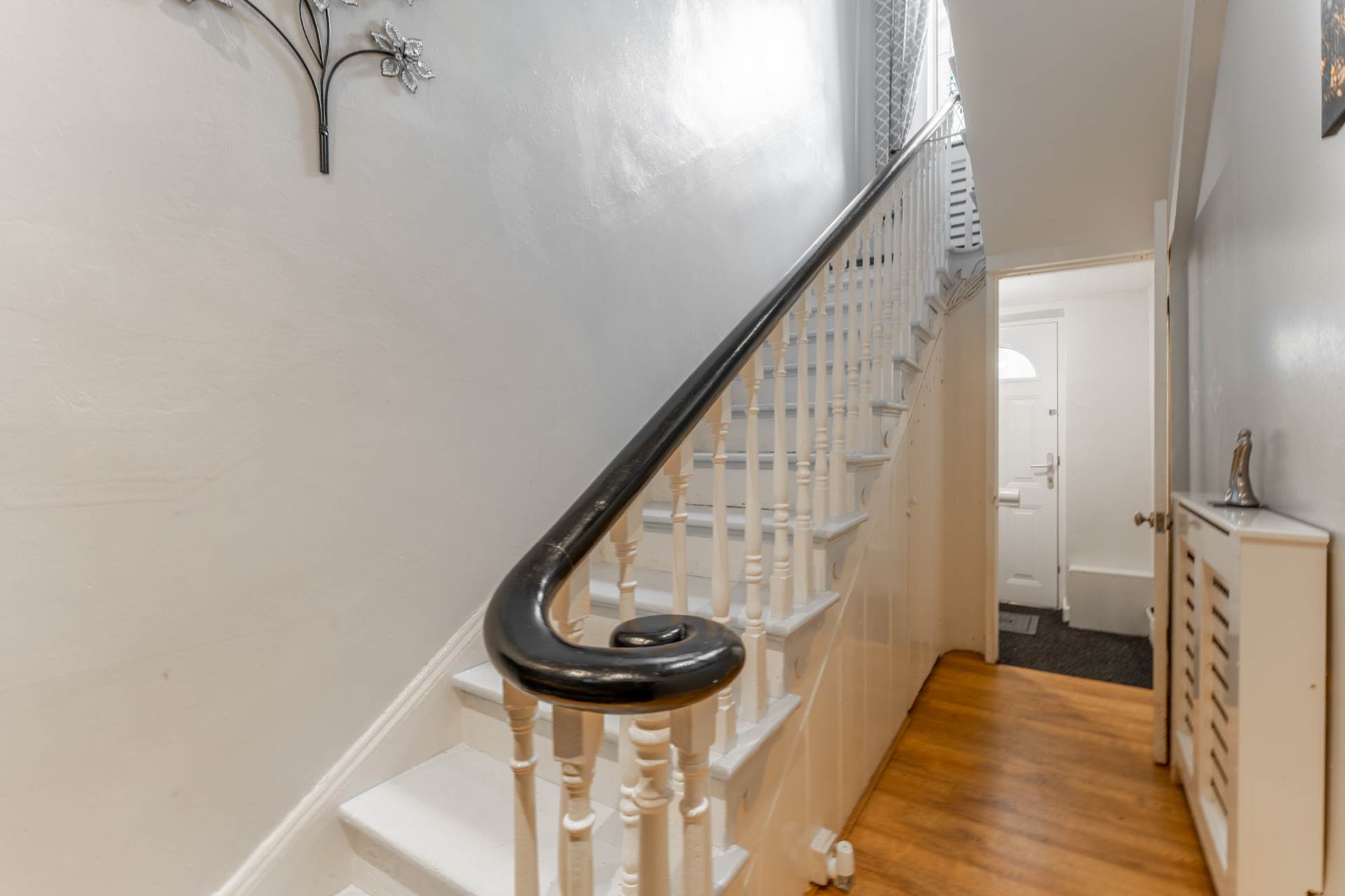 Ashcombe Road, Development Potential!, Image 16