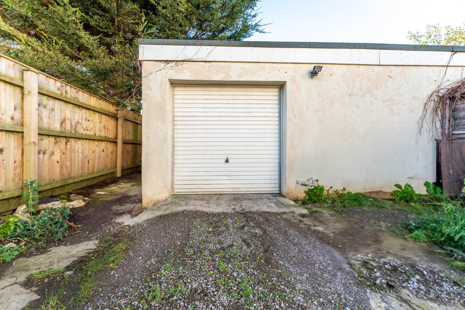 Ashcombe Road, Development Potential!, Image 4