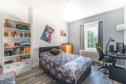 Ashcombe Road, Development Potential!, Image 12
