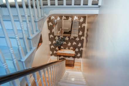 Ashcombe Road, Development Potential!, Image 15