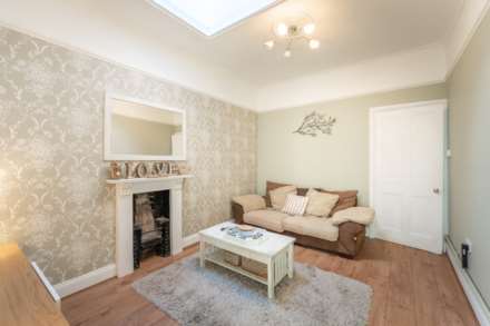 Ashcombe Road, Development Potential!, Image 9