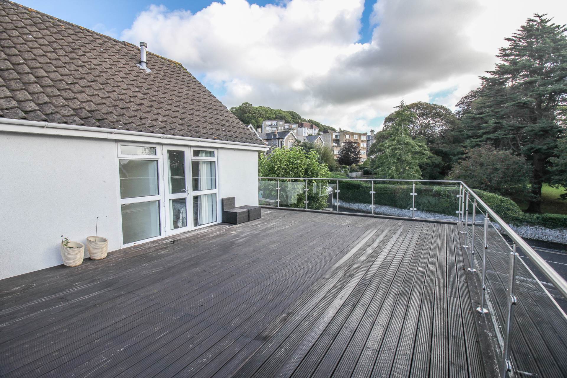 Arundell Road, Stunning Versatile Hillside Home, Image 21