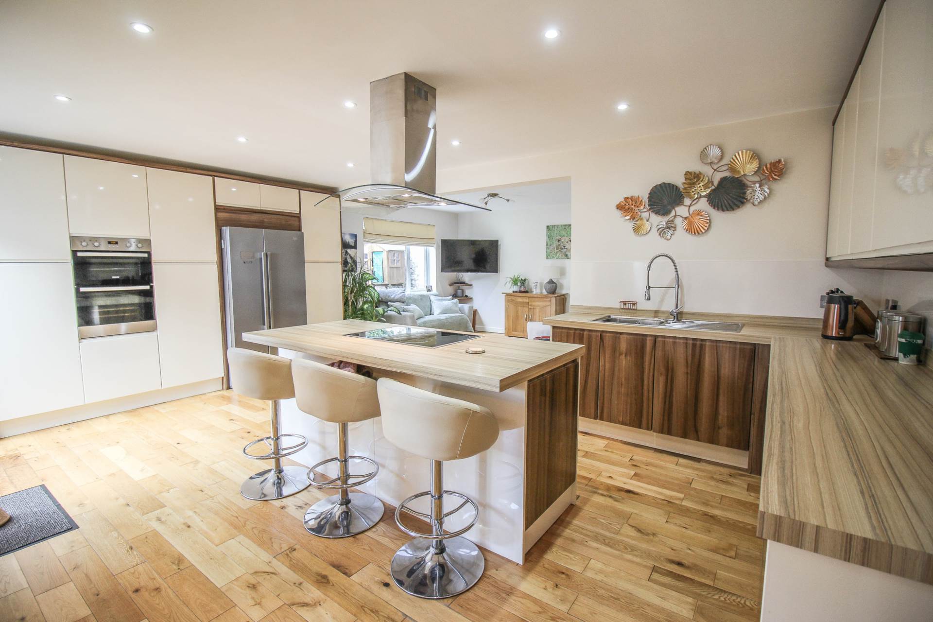 Arundell Road, Stunning Versatile Hillside Home, Image 5