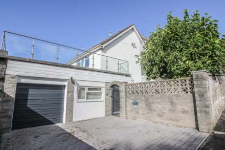 5 Bedroom Detached, Arundell Road, Stunning Versatile Hillside Home